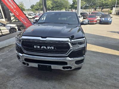 Auto - RAM 1500 Clásica
