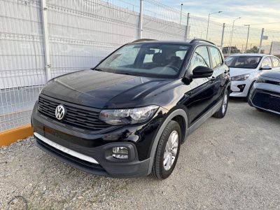 Auto - Volkswagen T-Cross
