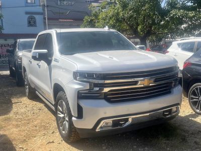 Auto - Chevrolet Cheyenne